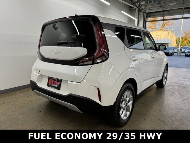 2025 Kia Soul LX