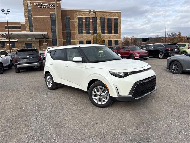 2025 Kia Soul LX