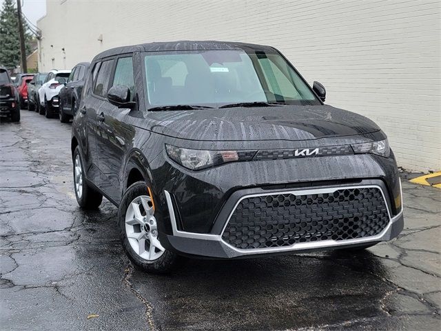 2025 Kia Soul LX