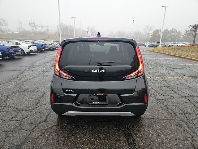 2025 Kia Soul LX