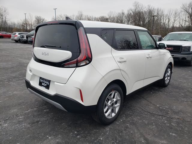 2025 Kia Soul S