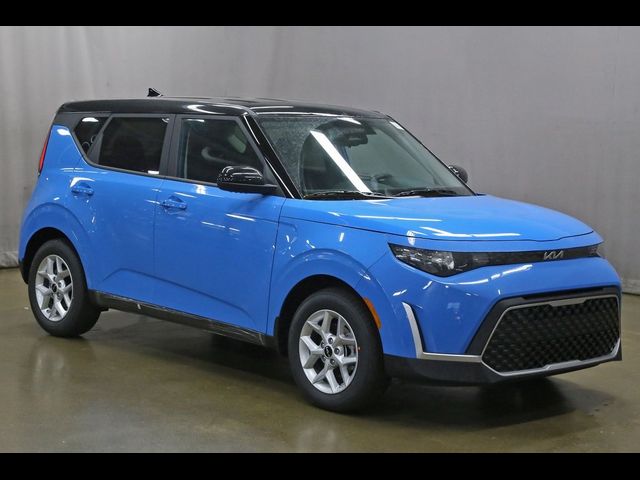 2025 Kia Soul S