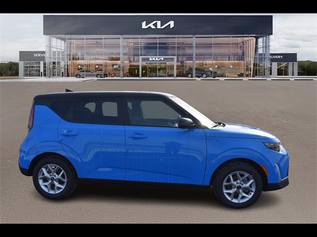 2025 Kia Soul S