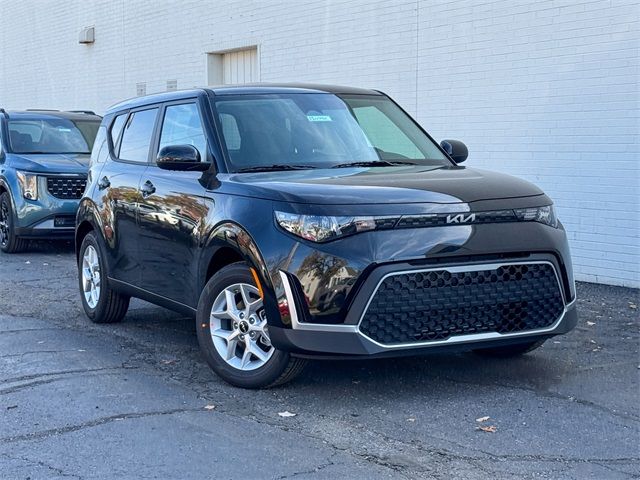 2025 Kia Soul S