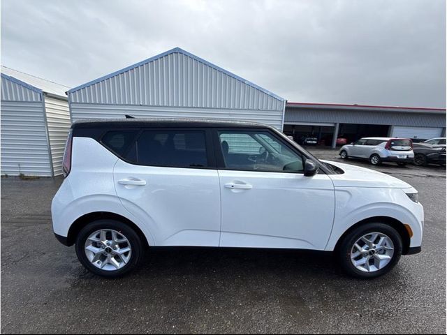 2025 Kia Soul S