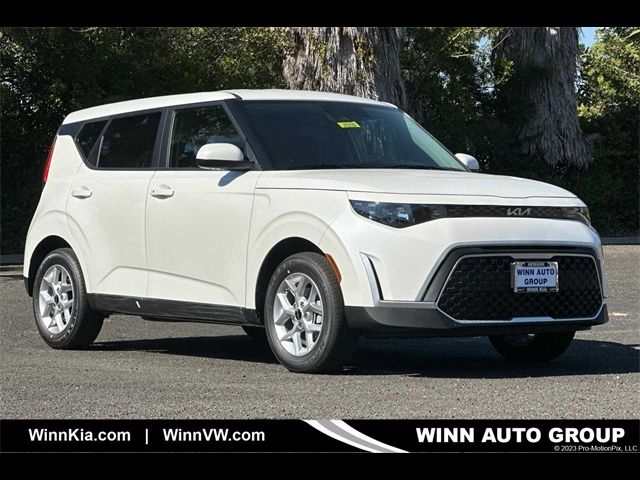 2025 Kia Soul S