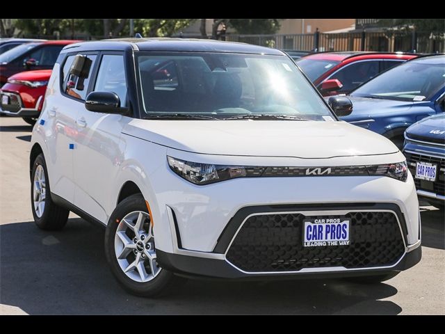 2025 Kia Soul S