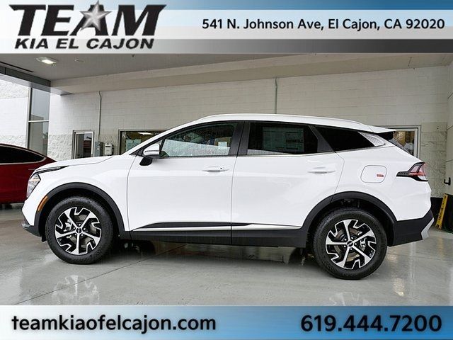 2025 Kia Sportage EX