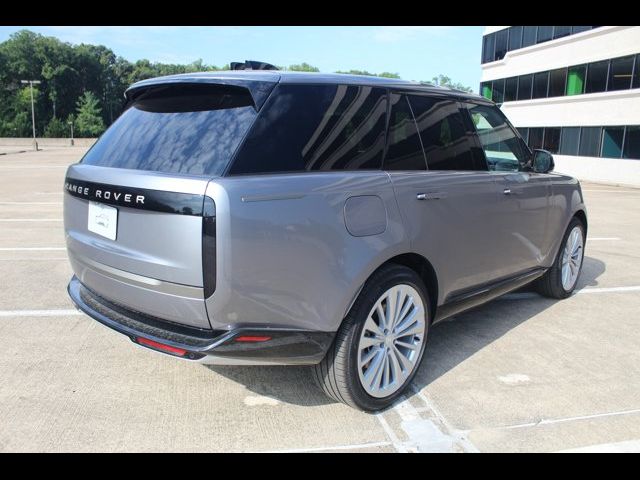 2025 Land Rover Range Rover SE