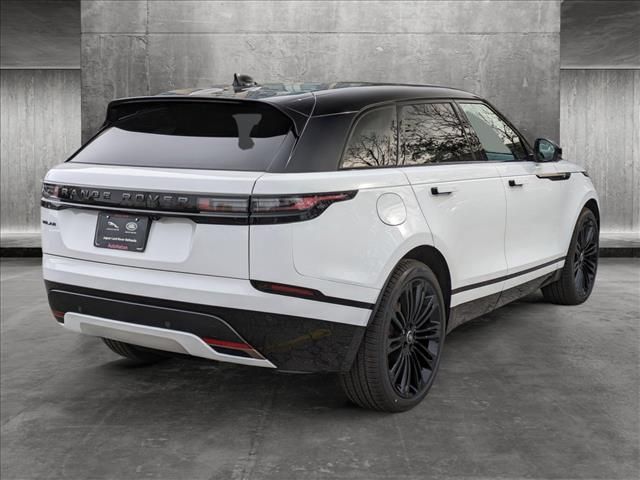 2025 Land Rover Range Rover Velar Dynamic SE