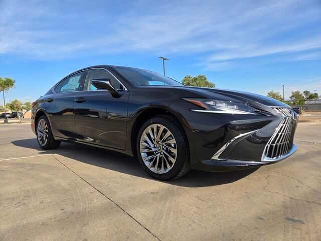 2025 Lexus ES 300h Luxury