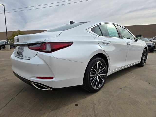 2025 Lexus ES 350