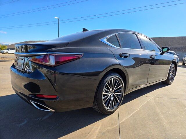 2025 Lexus ES 350