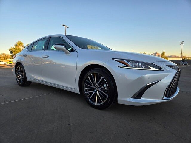 2025 Lexus ES 350