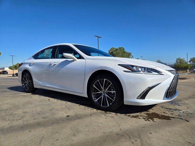 2025 Lexus ES 300h