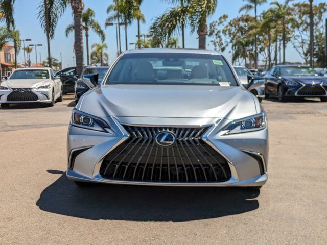 2025 Lexus ES 300h