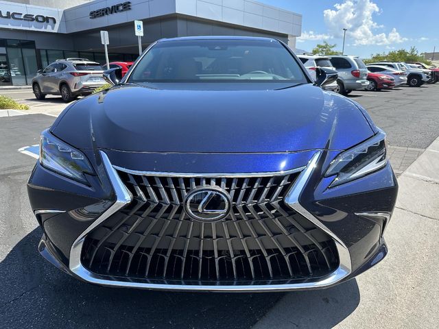 2025 Lexus ES 300h