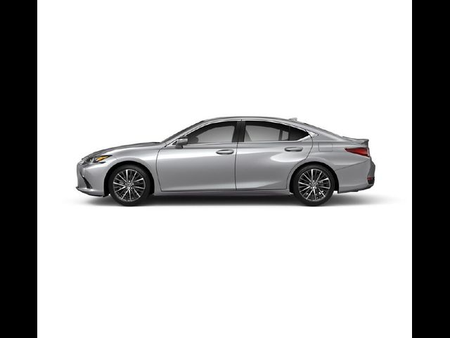 2025 Lexus ES 300h Luxury