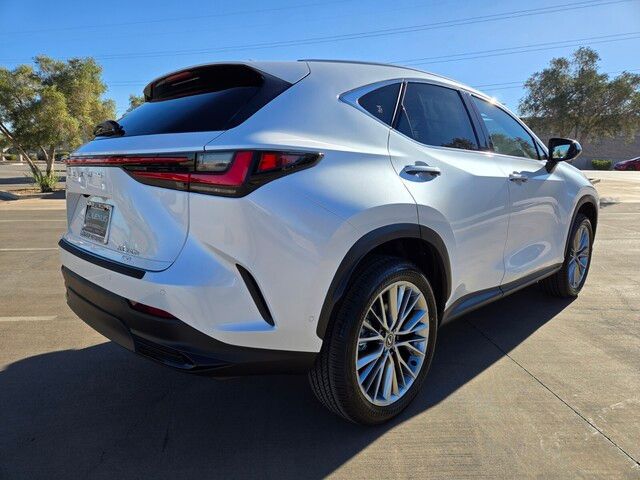 2025 Lexus NX 350h Luxury