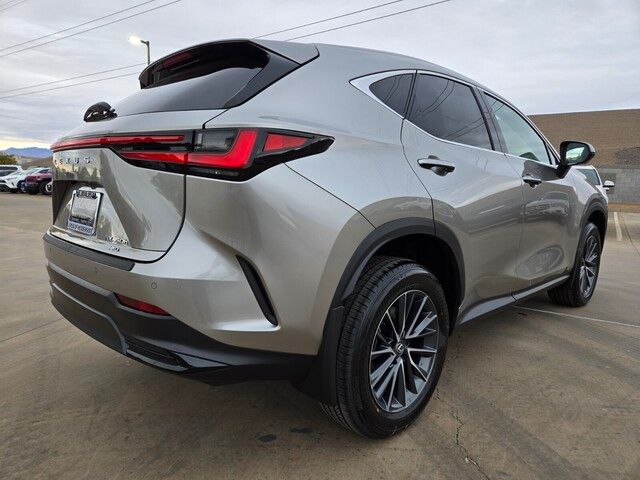 2025 Lexus NX 350h Premium