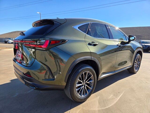 2025 Lexus NX 350h Premium