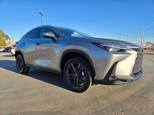 2025 Lexus NX 450h+ Luxury