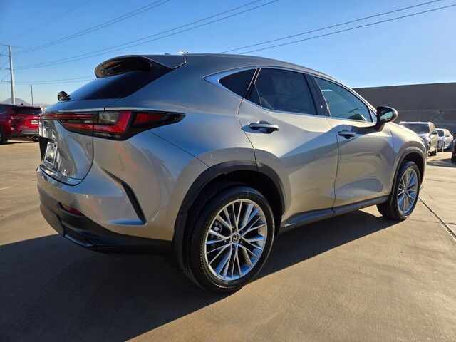 2025 Lexus NX 350h Premium