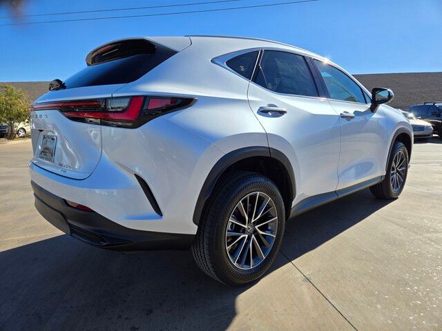 2025 Lexus NX 350h Premium