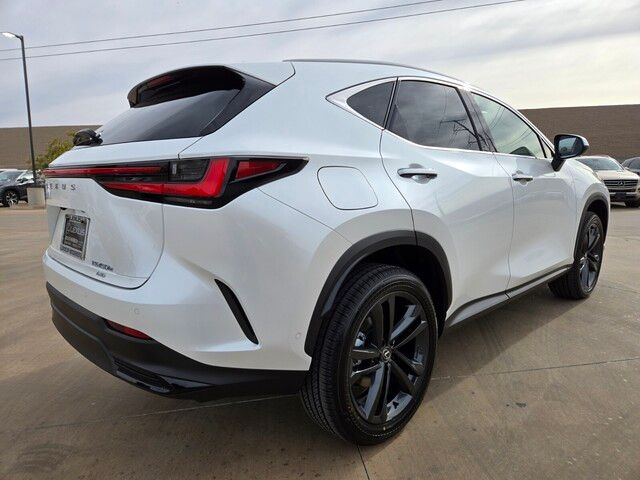 2025 Lexus NX 450h+ Luxury