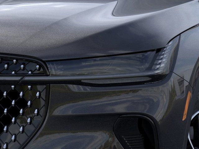 Vehicle image 18 of 22