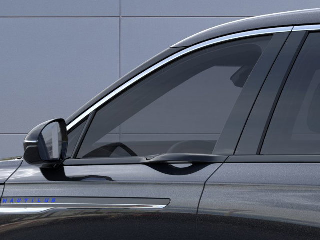 Vehicle image 20 of 22