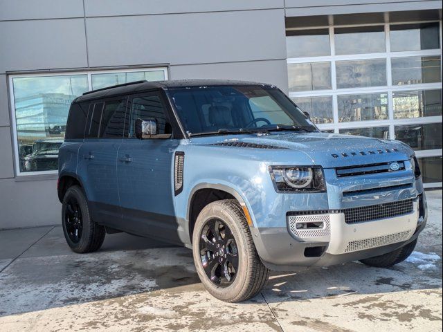 2025 Land Rover Defender S