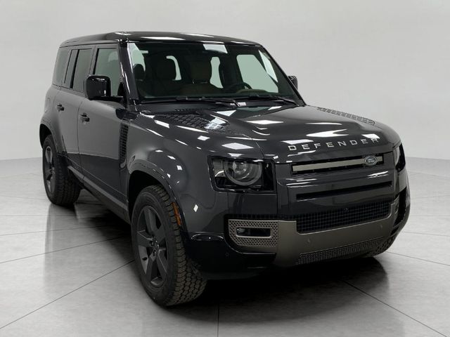 2025 Land Rover Defender X-Dynamic SE