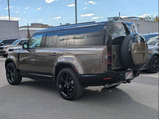 2025 Land Rover Defender X-Dynamic SE