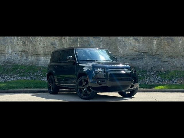 2025 Land Rover Defender V8