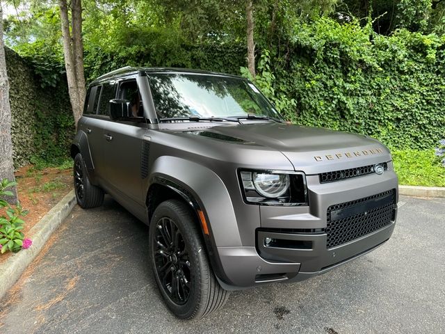 2025 Land Rover Defender OCTA