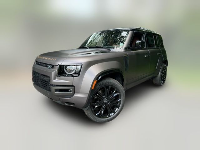 2025 Land Rover Defender OCTA
