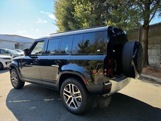 2025 Land Rover Defender S