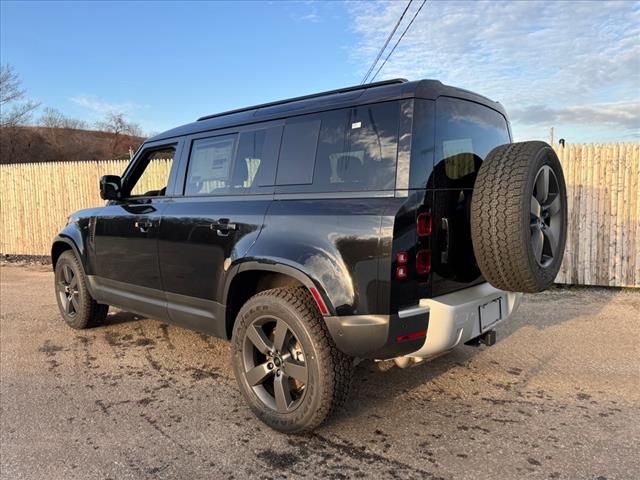 2025 Land Rover Defender S