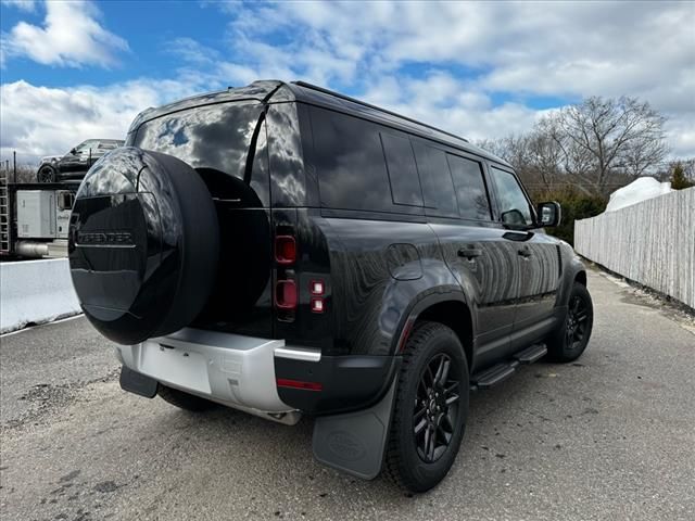 2025 Land Rover Defender S