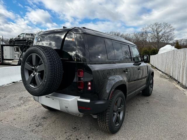 2025 Land Rover Defender S