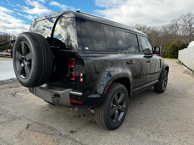 2025 Land Rover Defender X-Dynamic SE