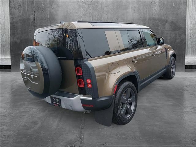 2025 Land Rover Defender S