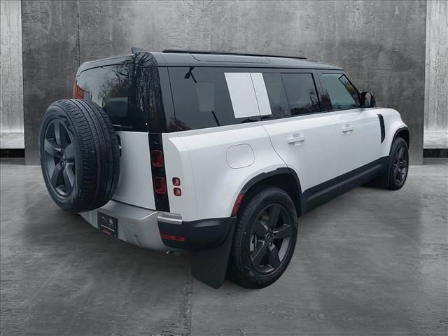 2025 Land Rover Defender S