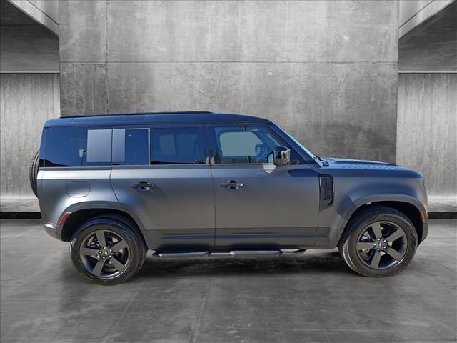 2025 Land Rover Defender S