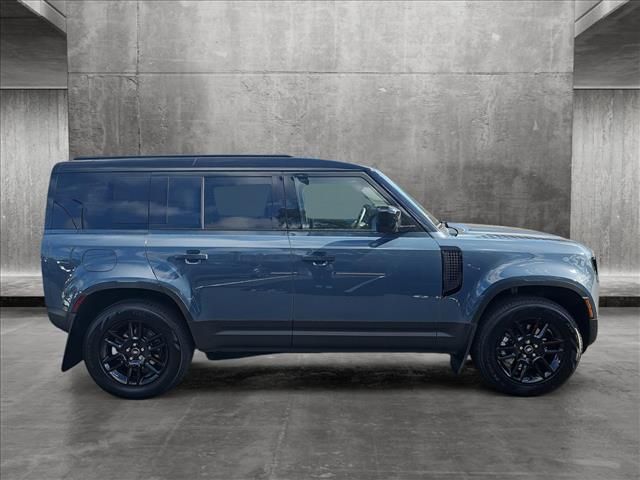 2025 Land Rover Defender S