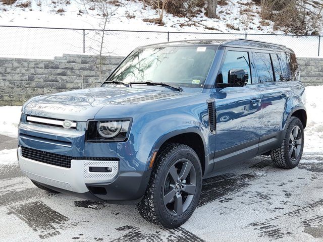 2025 Land Rover Defender S