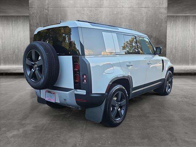 2025 Land Rover Defender S