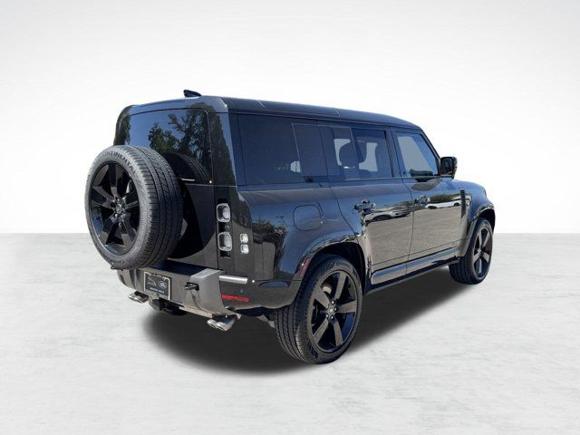 2025 Land Rover Defender V8