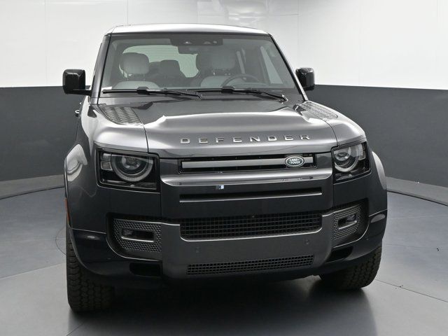 2025 Land Rover Defender V8